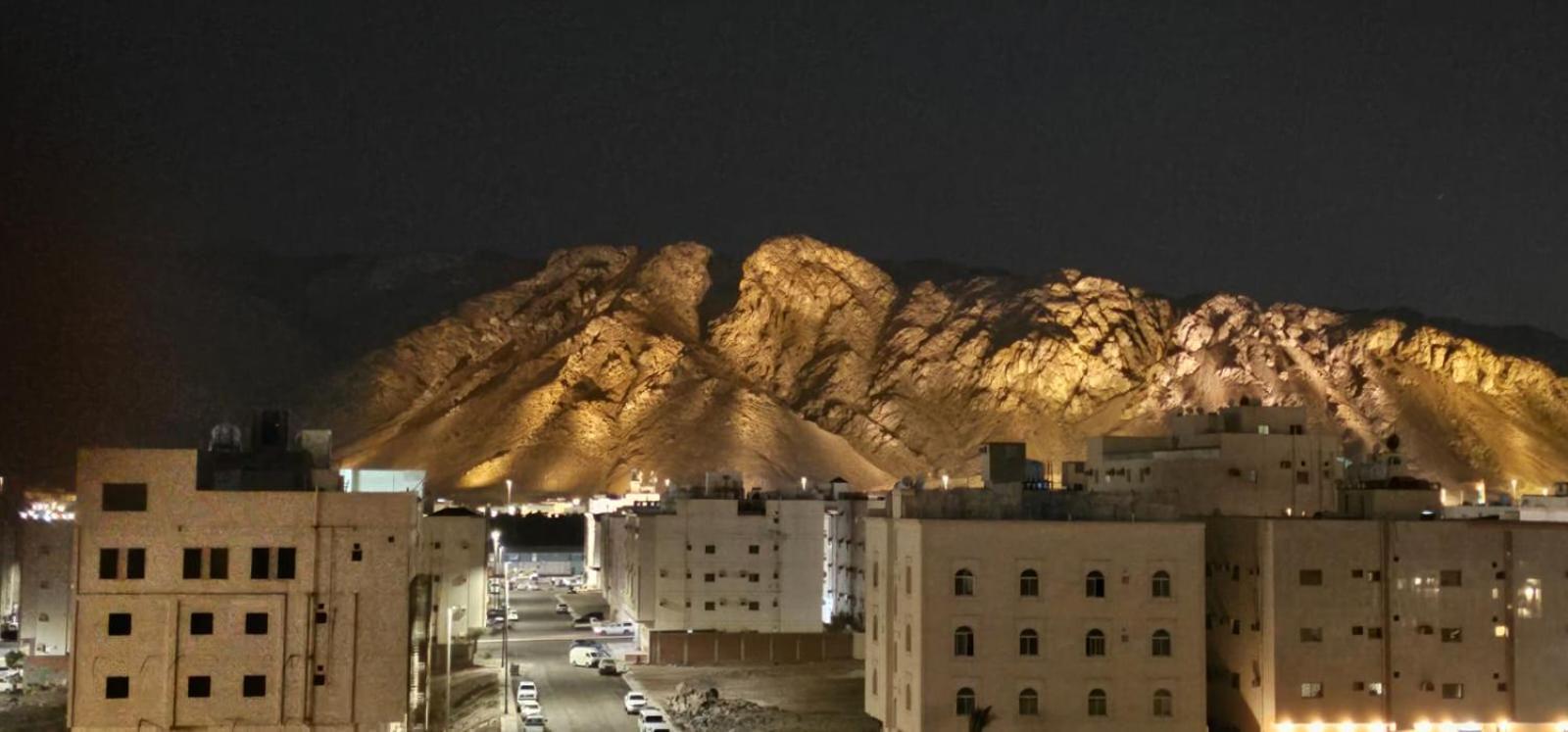 الشقق الفاخرة Modern Apartments Of 3 Bedrooms 5 Minutes To Haram Medina Esterno foto