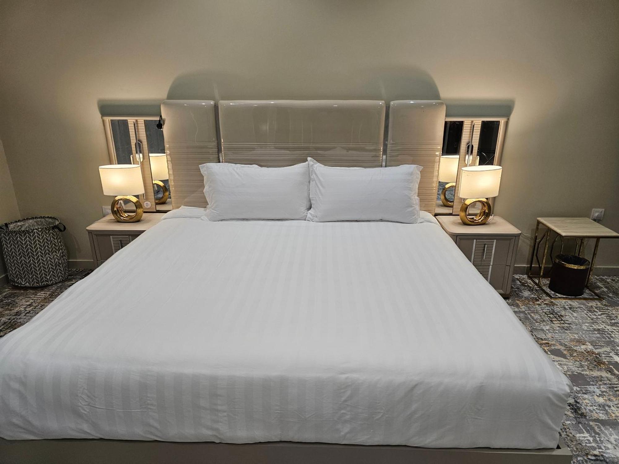 الشقق الفاخرة Modern Apartments Of 3 Bedrooms 5 Minutes To Haram Medina Esterno foto